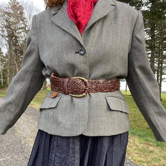 Harve Benard Jackets & Blazers - Harve  Bernard wool tweed jacket, fully lined